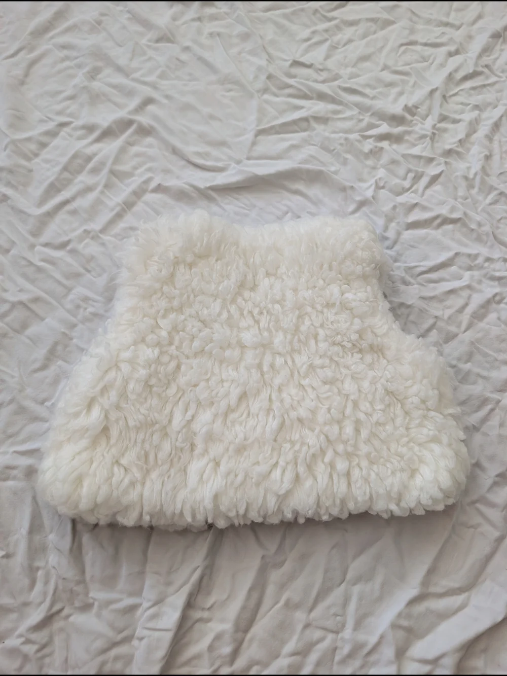 Baby Gap Y2K Fuzzy Plush White Faux Fur Vest